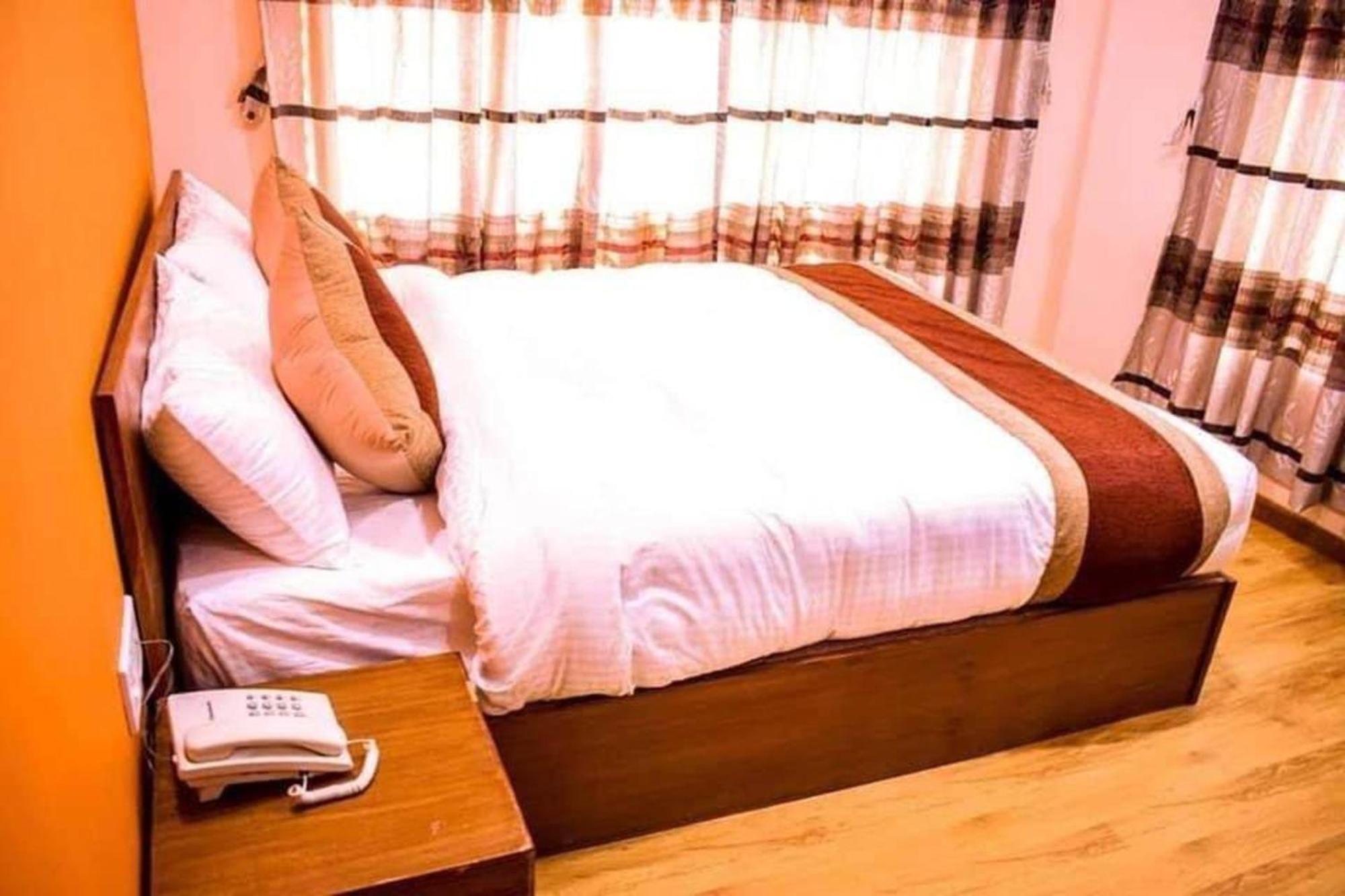 Kathmandu Peace Hotel Eksteriør bilde